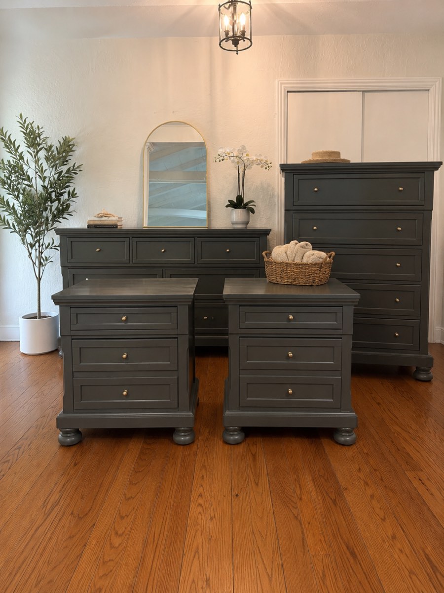 Solid Wood Bedroom Set